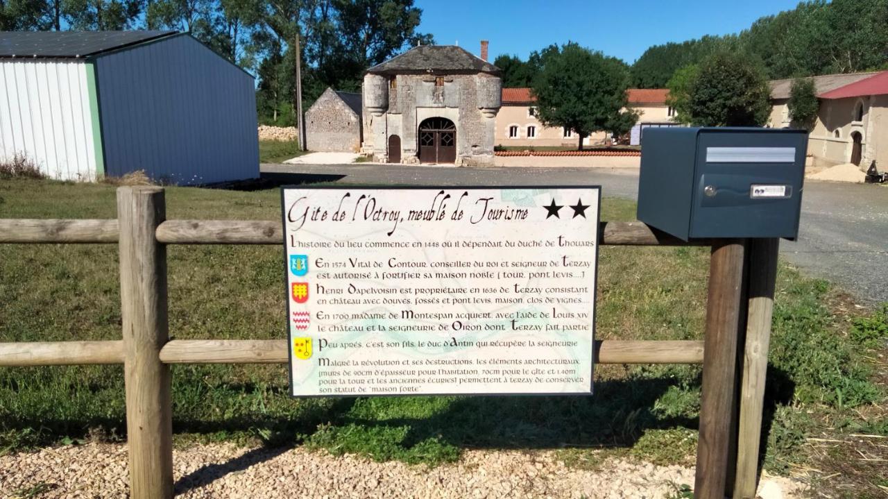 Gite De L'Octroy Poitou Oiron Esterno foto